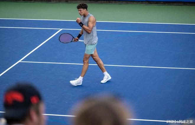 对于年轻球 对于年轻球