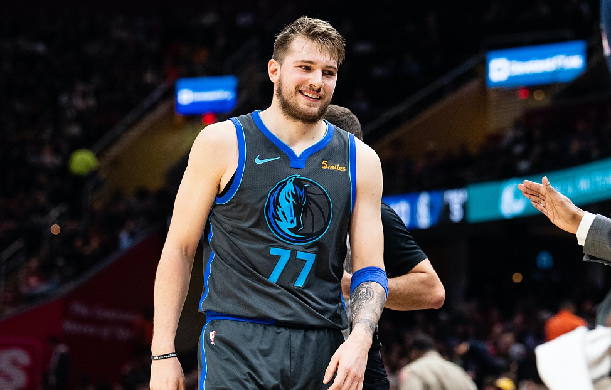 作响应与镜 作响应与镜